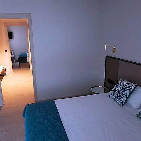 Hotel Torrent