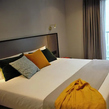Hotel Torrent
