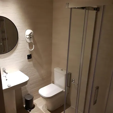 Hotel Torrent