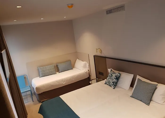 Hotel Torrent 3*